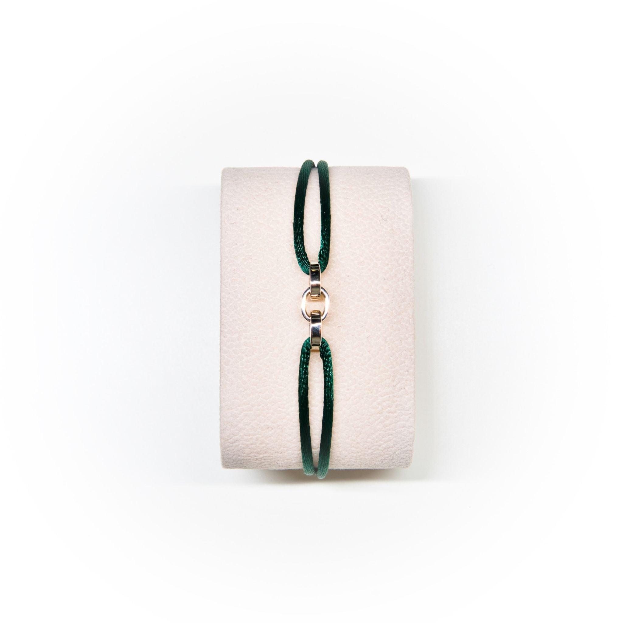 Crius Jewelry Repeating Trust Bracelet Christmas Green