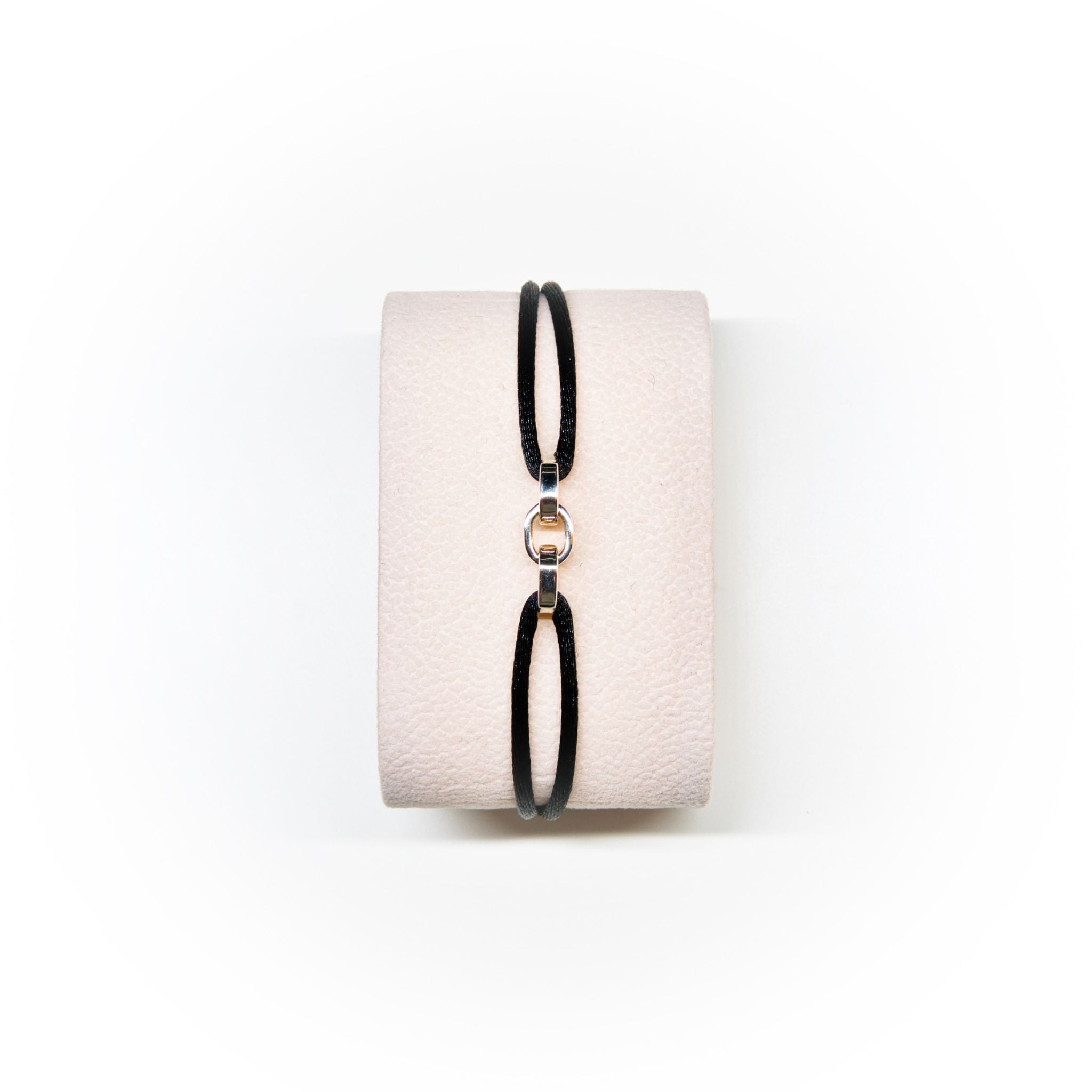 Crius Jewelry Repeating Trust Bracelet Black